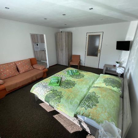 Apartmany Pri Zvonici Oravsky Podzamok Bagian luar foto